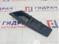 Блок управления стеклоподъемниками Lada Vesta 8450006932