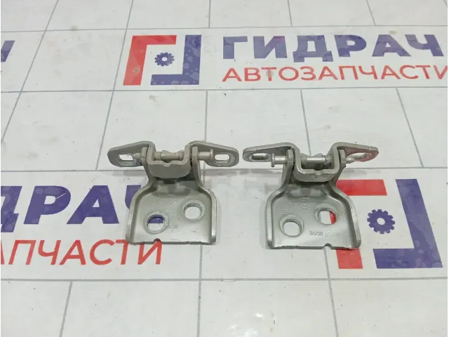 Петли двери передней правой Lada Vesta