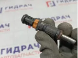 Форсунка инжекторная Lada Vesta 166008992R