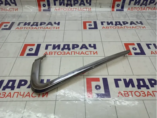 Молдинг бампера переднего Lada Vesta 8450031564