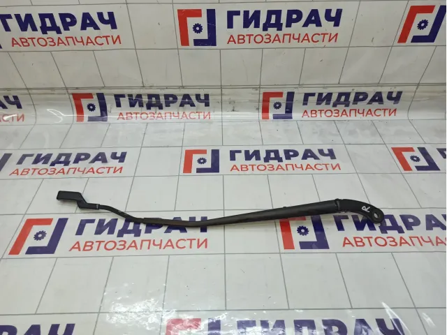Поводок стеклоочистителя (Поводок дворника) передний правый Lada Vesta 8450030855