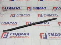 Накладка стекла переднего левого Lada Vesta 8450031737