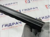 Уплотнитель стекла переднего правого Lada Vesta 8450007726