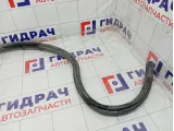 Уплотнитель капота Lada Vesta 8450008171