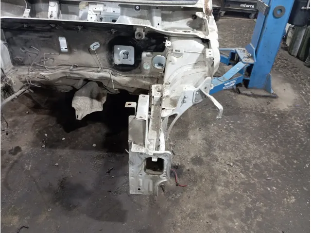 Лонжерон передний левый Lada Vesta