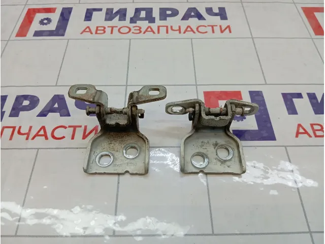 Петли двери передней левой Lada Vesta