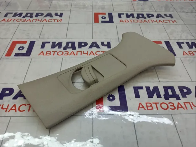 Обшивка стойки средней правой верхняя Lada Vesta 8450040102