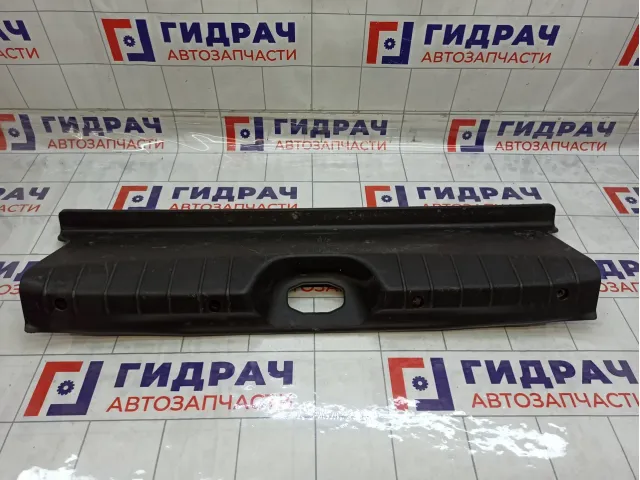 Обшивка багажника на заднюю панель Lada Vesta 8450040462
