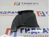Пыльник крыла задний правый Lada Vesta Cross 8450006705.