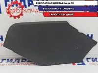 Накладка консоли правая Lada Vesta Cross 8450008584. Мелкие царапины, сломано крепление.