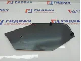 Накладка консоли правая Lada Vesta Cross 8450008584. Мелкие царапины, сломано крепление.