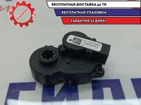 Моторчик заслонки отопителя Lada Vesta Cross 8450039725. T1013034W.