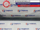 Накладка на порог наружная правая Lada Vesta Cross 8450031014.