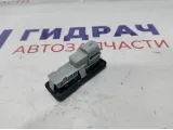 Кнопка открывания багажника Lada Vesta Cross 906069264R.