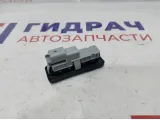 Кнопка открывания багажника Lada Vesta Cross 906069264R.