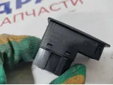 Кнопка стеклоподъемника Lada Vesta Cross 8450006925.