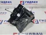 Крепление подставка под АКБ Lada Vesta Cross 8450008245.