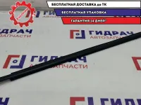 Накладка стекла переднего левого Lada Vesta Cross 8450031737.