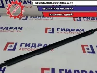 Накладка стекла заднего правого Lada Vesta Cross 8450008396.