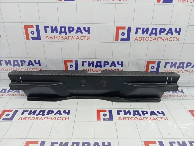 Обшивка багажника на заднюю панель Lada XRAY Cross 8450021431