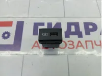 Разъем USB AUX Lada XRAY Cross 8450031052