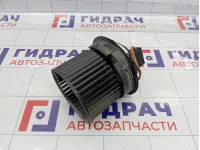 Моторчик отопителя (печки) Lada XRAY Cross 272101496R