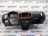 Торпедо Lada XRAY Cross 681008256R