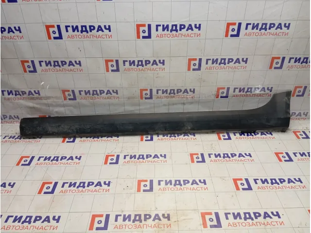 Накладка порога наружная правая Lada XRAY Cross 8450021081
