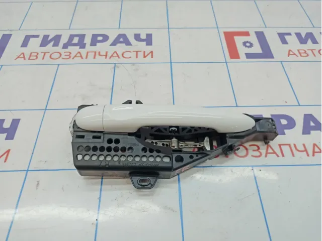 Ручка двери передней наружная правая Lada X-Ray Cross .