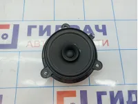 Динамик задний Lada X-Ray Cross 281444271R. В дверь.