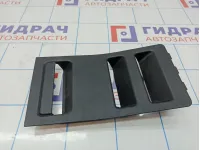 Накладка обшивки багажника правая Lada X-Ray Cross 849507780R.