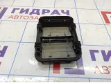 Решетка вентиляционная Lada X-Ray Cross 8200728288.