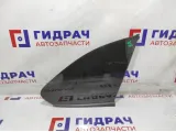 Стекло кузовное глухое правое Lada X-Ray Cross 833066536R. Царапина.