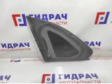 Стекло кузовное глухое правое Lada X-Ray Cross 833066536R. Царапина.