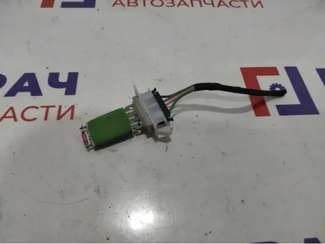 Резистор отопителя Lada X-Ray Cross 8450022026.