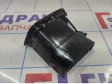 Дефлектор воздушный правый Lada X-Ray Cross 687602640R.