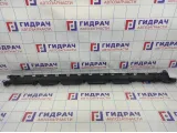 Кронштейн накладки порога левый Lada X-Ray Cross 8450021313.