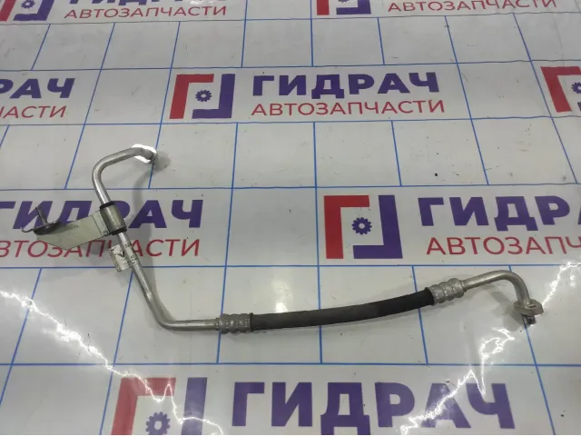 Трубка кондиционера Lada X-Ray Cross 924402763R.