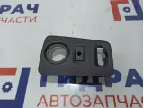 Накладка декоративная на торпедо Lada X-Ray Cross 681631817R.