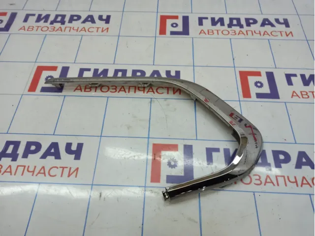 Молдинг переднего бампера левый Lada X-Ray Cross 8450021098.
