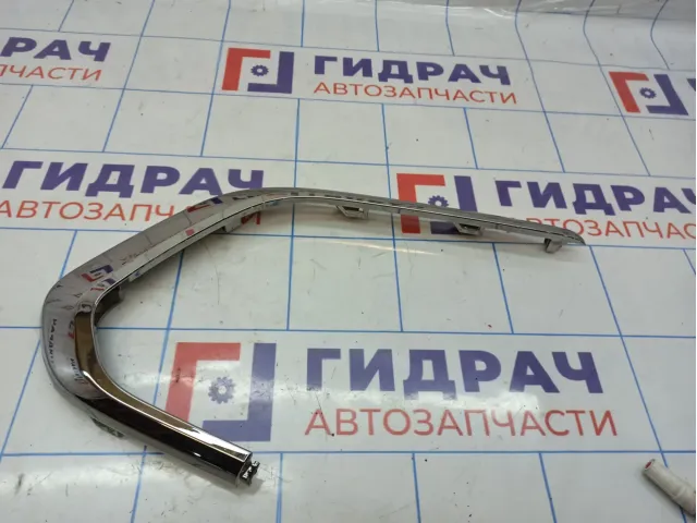 Молдинг переднего бампера правый Lada X-Ray Cross 8450021002.