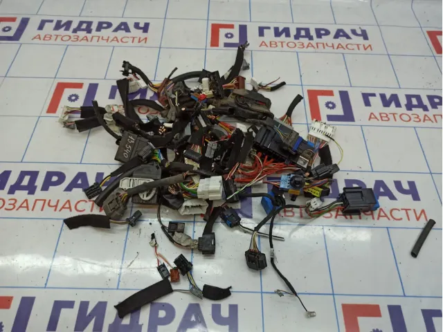 Фишка (разъем) Lada X-Ray Cross .