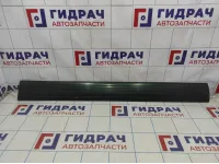 Молдинг передней правой двери Toyota Land Cruiser 100 75731-60120-H0