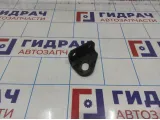 Петля буксировочная передняя правая Toyota Land Cruiser 100 51963-60030