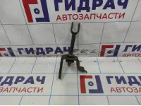 Кронштейн крепления заднего стабилизатора правый Toyota Land Cruiser 100 48825-60050