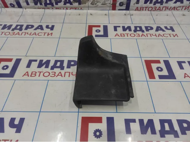 Накладка на подножку задняя правая Toyota Land Cruiser 100 51779-60070