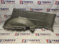 Обшивка багажника правая Toyota Land Cruiser 100