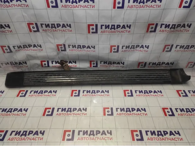 Подножка левая Toyota Land Cruiser 100 51782-60141