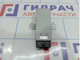 Блок управления топливным насосом Toyota Land Cruiser 100 89570-60130