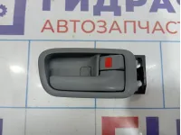 Ручка двери внутренняя правая Toyota Land Cruiser 100 69205-30150-A0